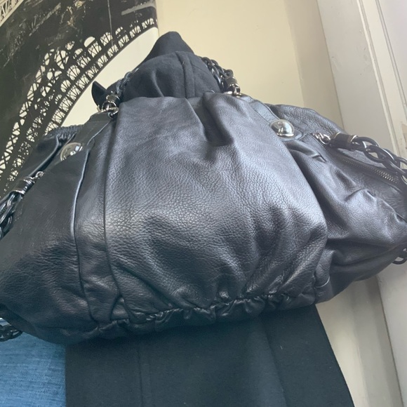 Preloved Gucci Galaxy Bag - Picture 5 of 14